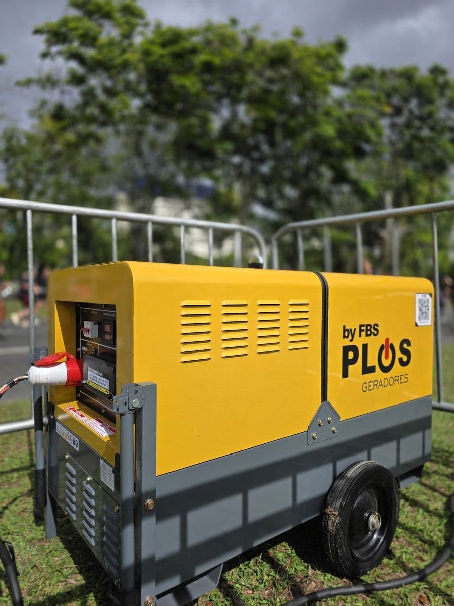 Plus Geradores — gerador compacto portátil FBS para pequenos eventos